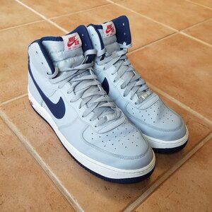 Women's Size 13.5 Nike Air Force 1 High New England Patriots Sneakers